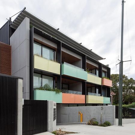 Stylish 2-Bed Apartment With Bbq Patio Near Beach Sydney Exterior foto
